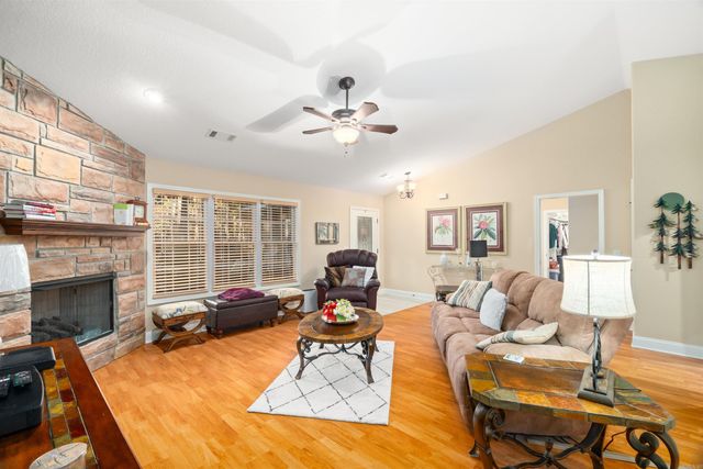 11 Grandilla Way, Hot Springs Village, AR 71909