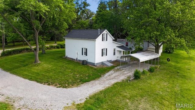 2020 Lebanon Avenue, Belleville, IL 62221