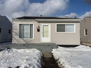 11235 Sherman Avenue, Warren, MI 48089