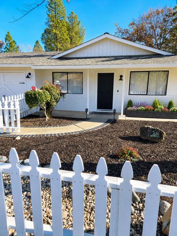 652 Cappella Dr, Diamond Springs, CA 95619