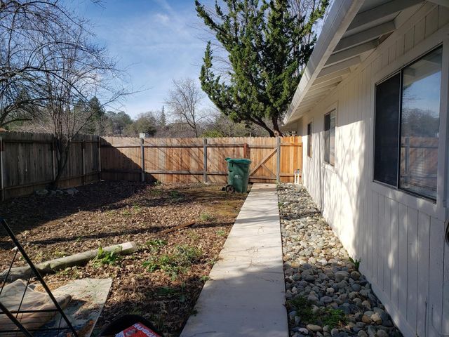 652 Cappella Dr, Diamond Springs, CA 95619