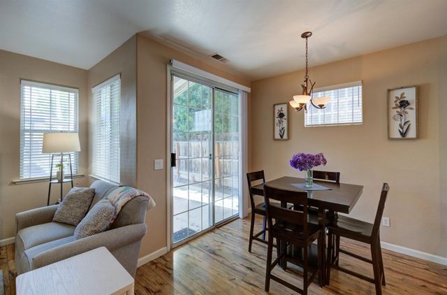 8434 N Savory Way, Fresno, CA 93720