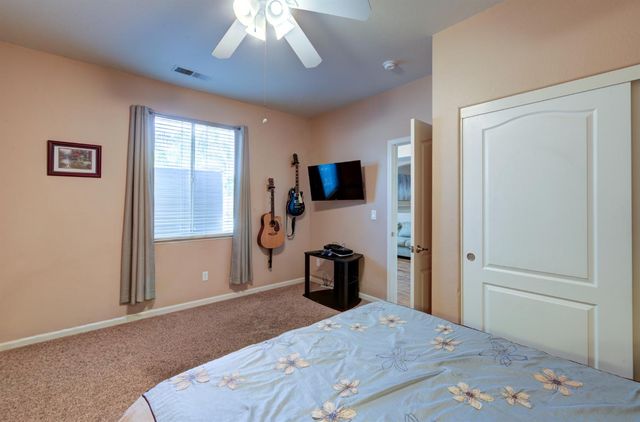 8434 N Savory Way, Fresno, CA 93720
