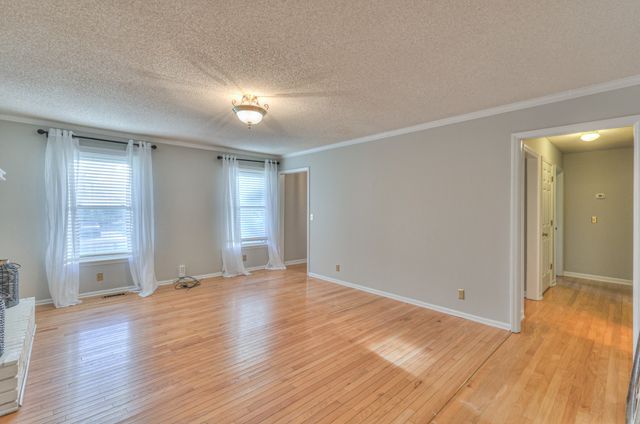 2146 Berkshire Ln, Murfreesboro, TN 37129