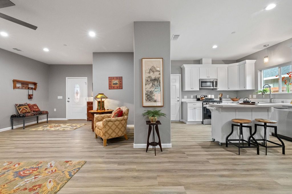 18170 7Th Ave, Jamestown, CA 95327