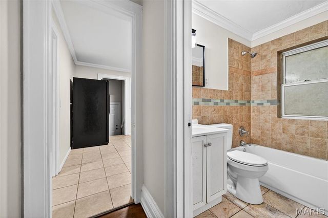 6135 Newport Avenue, St Louis, MO 63116