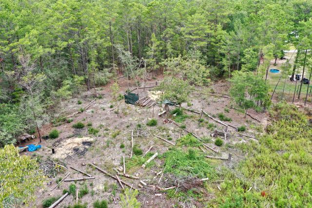 2 W Bluebottle Court, Defuniak Springs, FL 32433