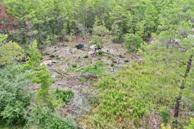 2 W Bluebottle Court, Defuniak Springs, FL 32433