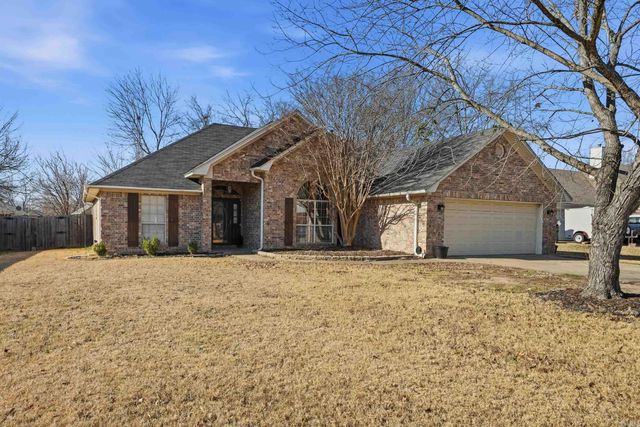 2003 Capewood Drive, Conway, AR 72032