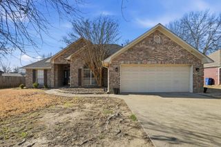 2003 Capewood Drive, Conway, AR 72032