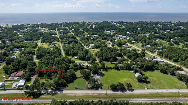 447 Sandy Street, Waveland, MS 39576