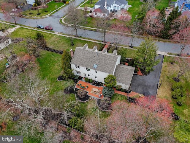 69 DANVILLE DR, Princeton Junction, NJ 08550
