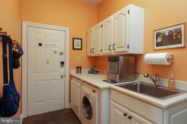 69 DANVILLE DR, Princeton Junction, NJ 08550