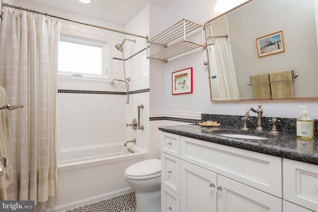 69 DANVILLE DR, Princeton Junction, NJ 08550