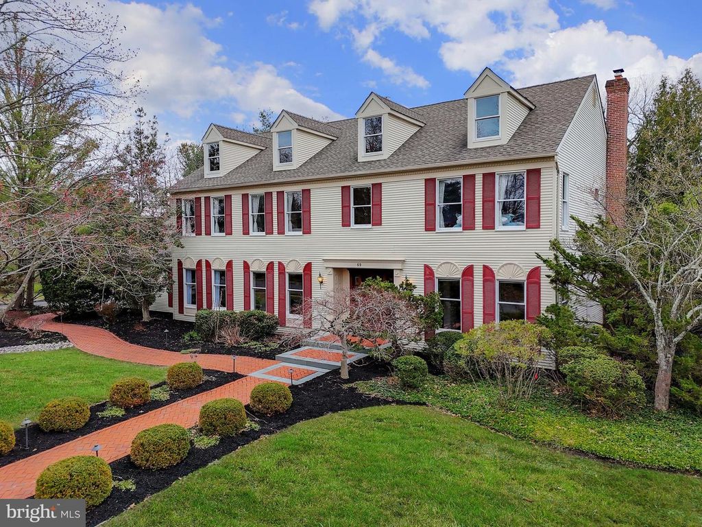 69 DANVILLE DR, Princeton Junction, NJ 08550