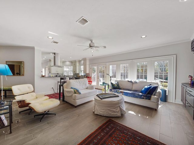 112 Pamellia Drive, Bellaire, TX 77401