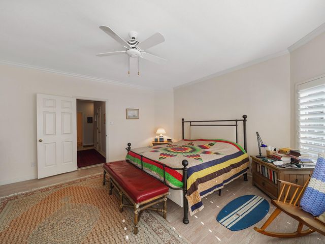 112 Pamellia Drive, Bellaire, TX 77401