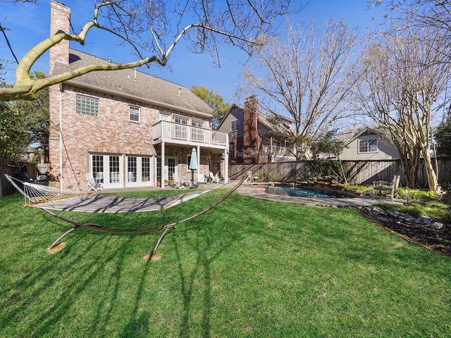 112 Pamellia Drive, Bellaire, TX 77401