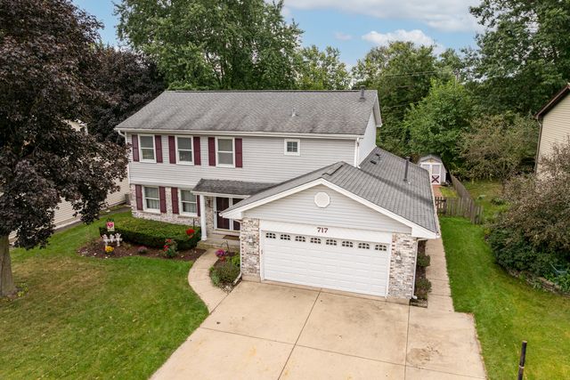 717 S Point Drive, Schaumburg, IL 60193