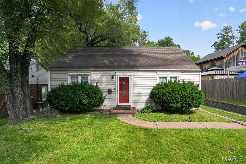 1071 N New Florissant Road, Allenton, MO 63031