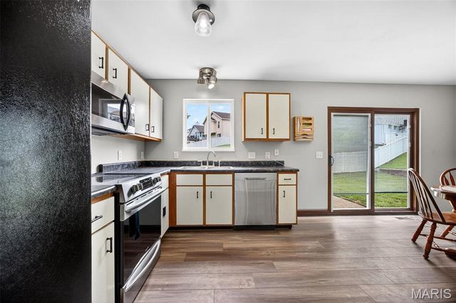 110 Providence Pointe Court, Wentzville, MO 63385