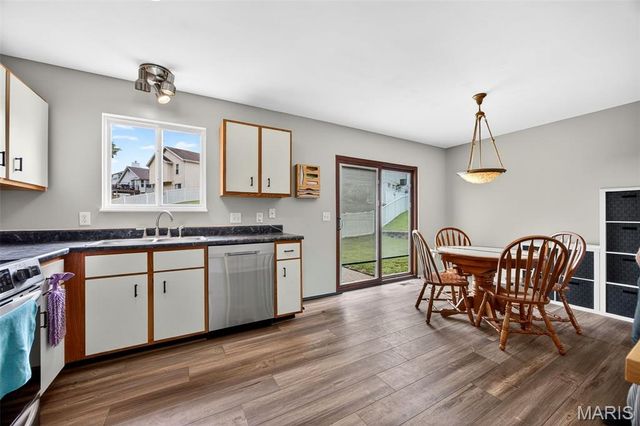 110 Providence Pointe Court, Wentzville, MO 63385