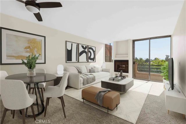 7826 Topanga Canyon 322, Canoga Park, CA 91304