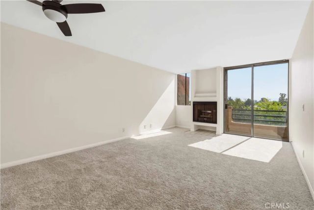 7826 Topanga Canyon 322, Canoga Park, CA 91304