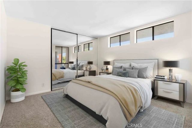 7826 Topanga Canyon 322, Canoga Park, CA 91304