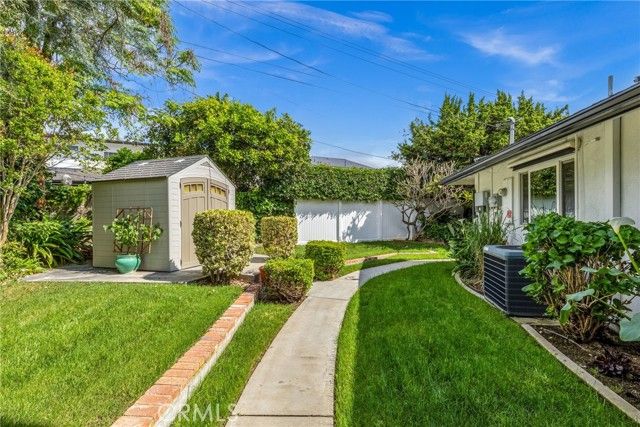 17481 Amaganset Way, Tustin, CA 92780