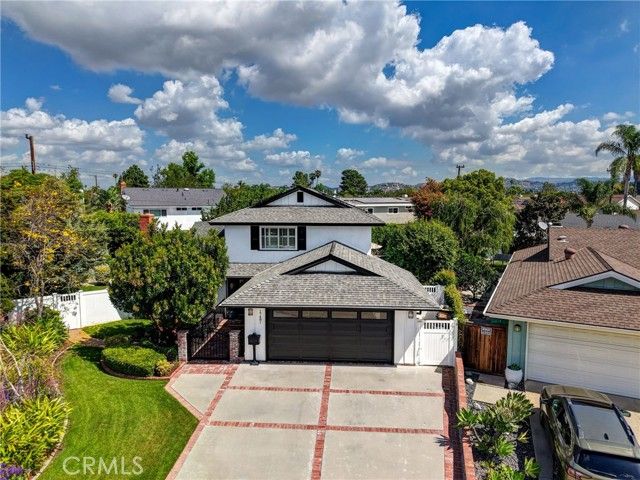 17481 Amaganset Way, Tustin, CA 92780