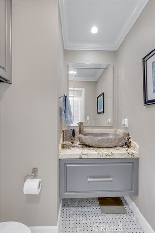 17481 Amaganset Way, Tustin, CA 92780