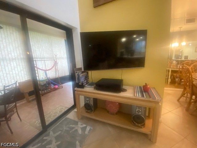 5828 Littlestone CT, North Fort Myers, FL 33903