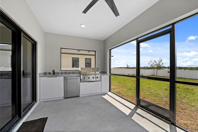 6390 CHORUS DRIVE, Mascotte, FL 34753