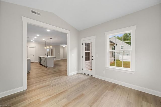 160 Red Maple Way, King, NC 27021