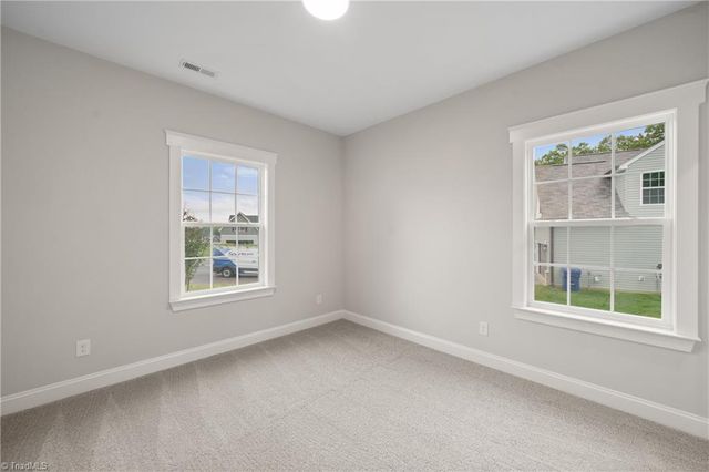 160 Red Maple Way, King, NC 27021