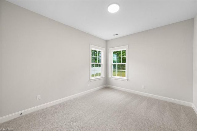 160 Red Maple Way, King, NC 27021