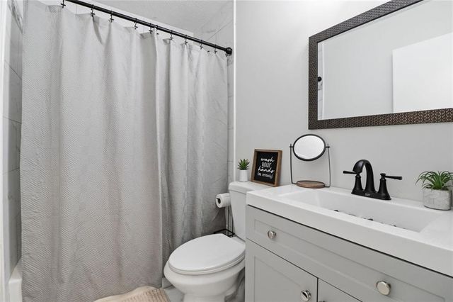 6075 Sumter Drive, Douglasville, GA 30135