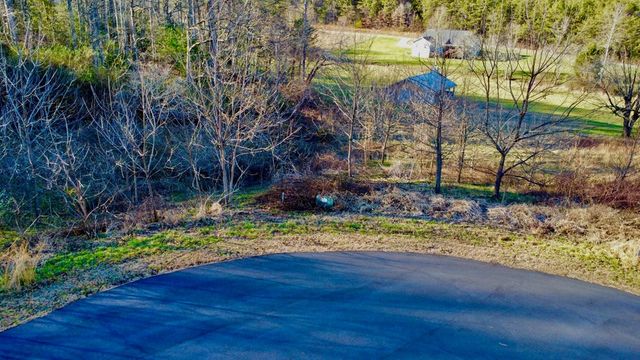 16 Anns Way, Blairsville, GA 30512