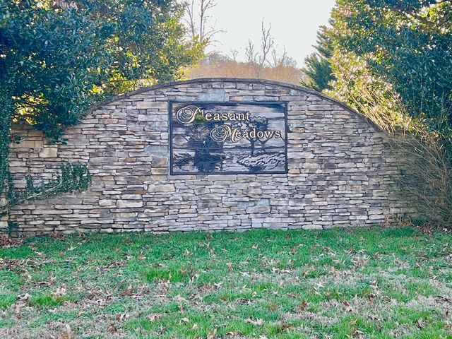 16 Anns Way, Blairsville, GA 30512