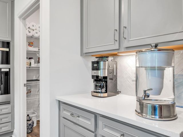 5222 Greenview Lane, Turtle Creek Twp, OH 45036
