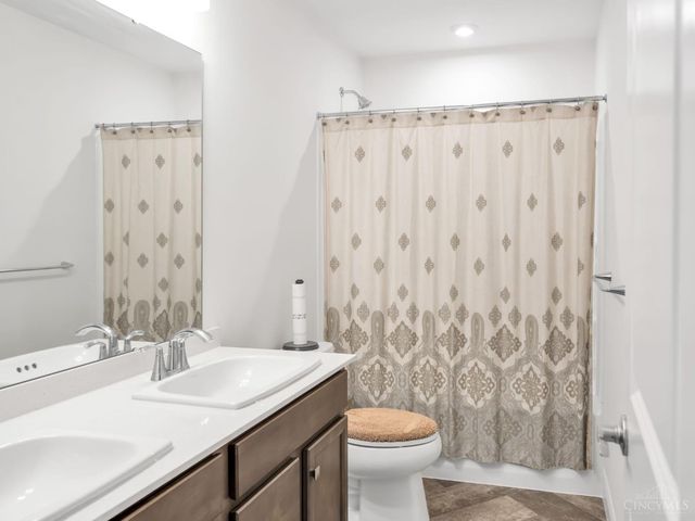 5222 Greenview Lane, Turtle Creek Twp, OH 45036