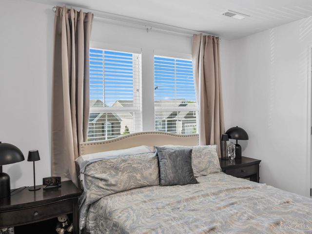 5222 Greenview Lane, Turtle Creek Twp, OH 45036