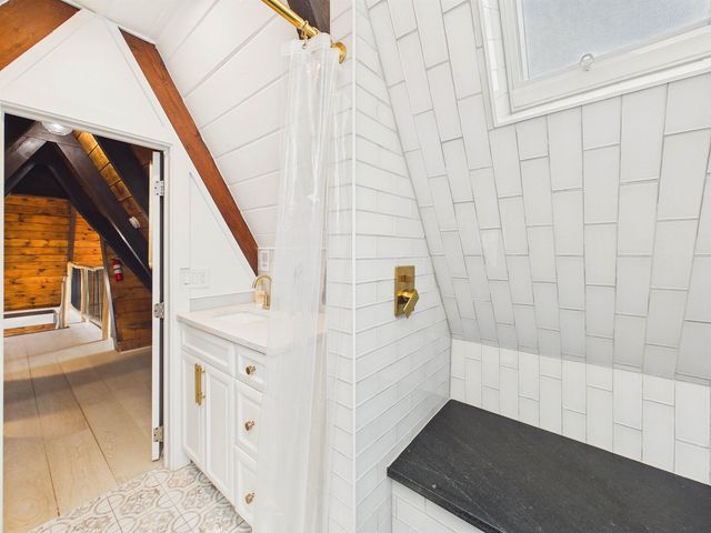 165 Silver Spring Hill Road, Pittsfield, VT 05762