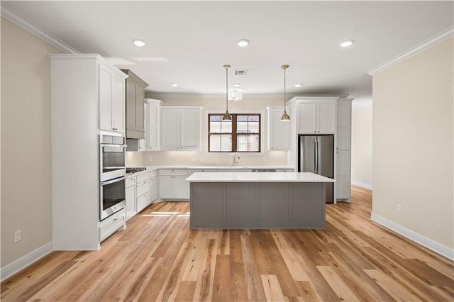 1007 TRADITIONS Loop, Alexandria, LA 71303