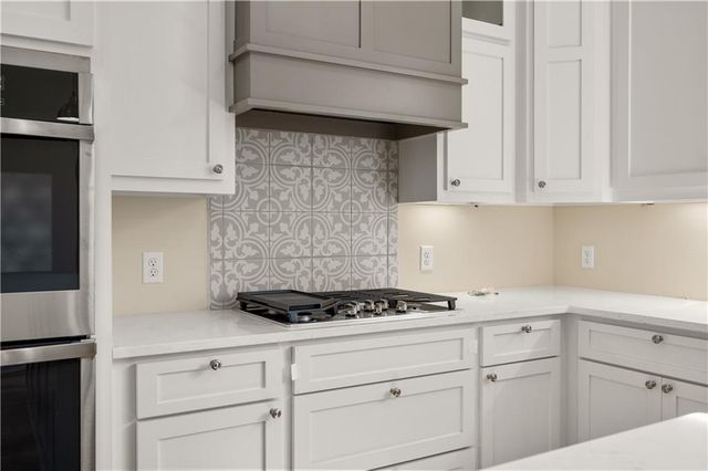 1007 TRADITIONS Loop, Alexandria, LA 71303