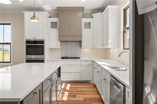 1007 TRADITIONS Loop, Alexandria, LA 71303