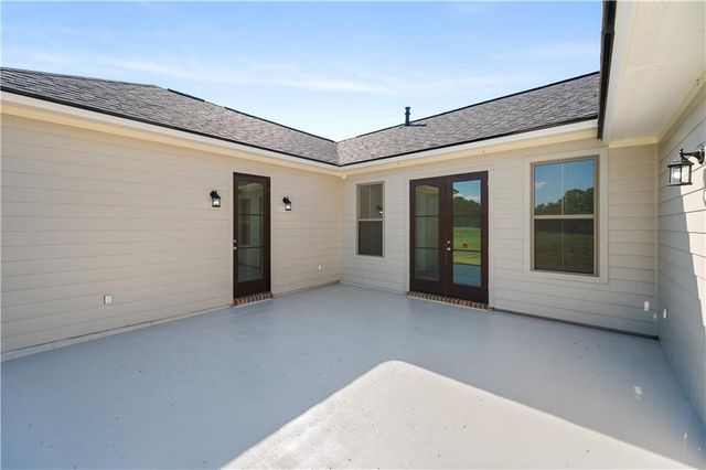 1007 TRADITIONS Loop, Alexandria, LA 71303