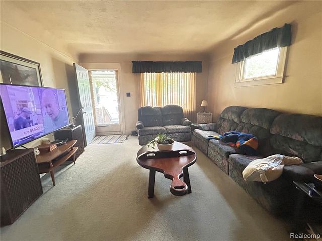1419 Progress Avenue, Lincoln Park, MI 48146