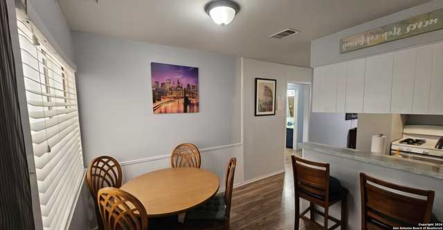 820 Durr, San Antonio, TX 78214